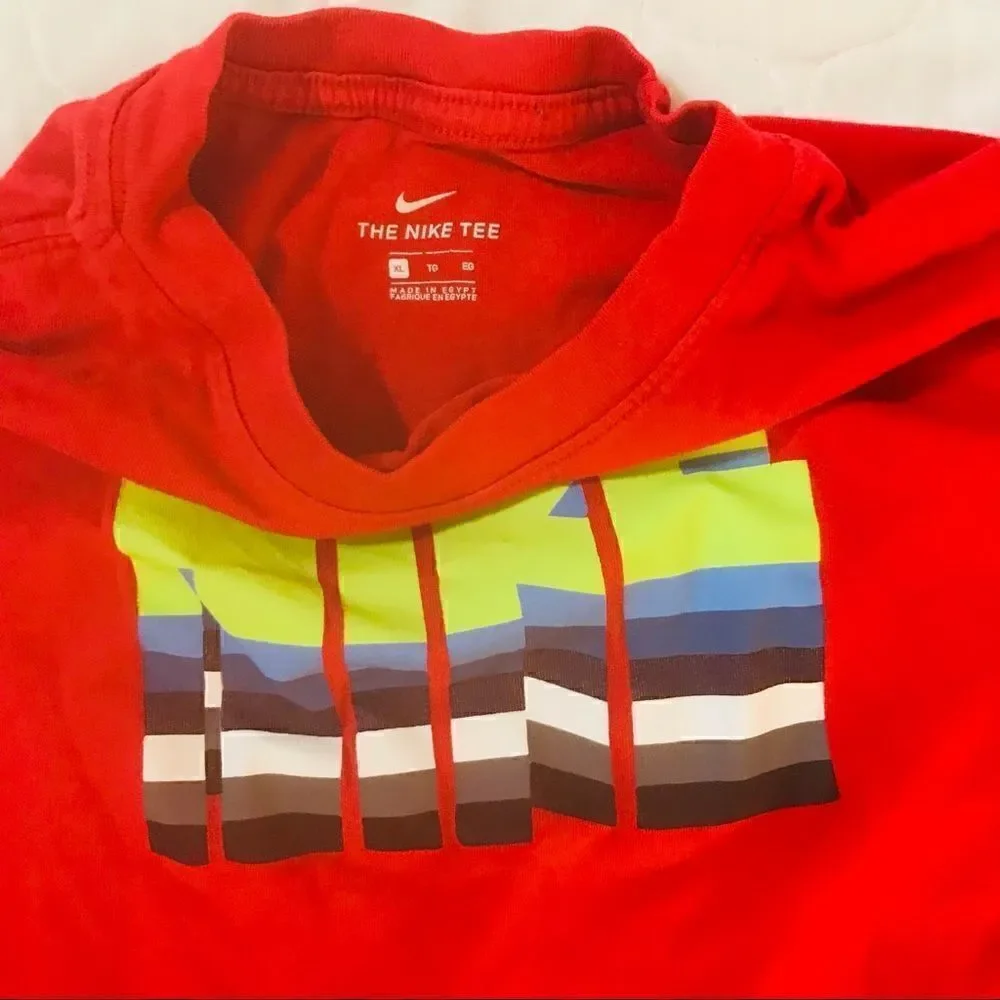 Nike boys long sleeve athletic T-shirt size XL